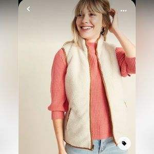 Old Navy Sherpa Vest - Size S
